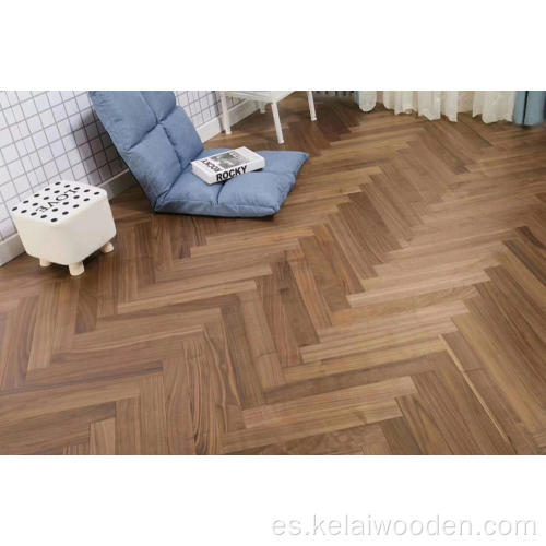 Parquet en espiga de nogal americano chevron